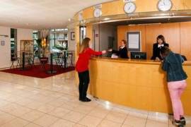 Premium 1-BR apartment - Tranquil and Comfortable Stay in Courbevoie Grande Arche