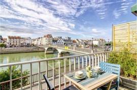 Loft Bellevue ideally situated near Paris , Disneyland and Airport CDG.