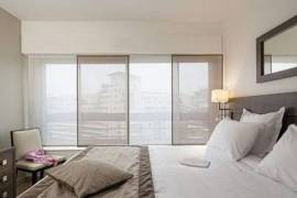 Fashionable executive studio in excellent location, Courbevoie