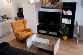 Charming studio in Clichy