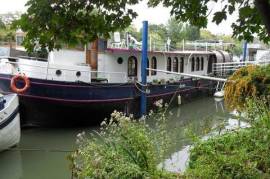 Atypical 150 m² flat