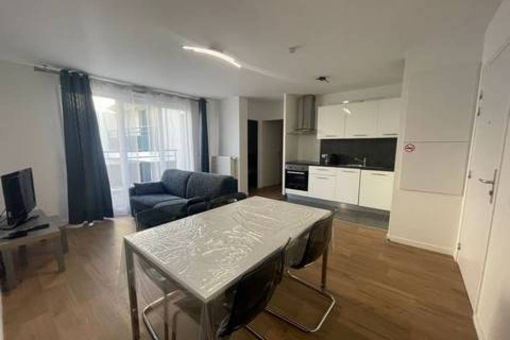 Fashionable and fantastic apartment (Longjumeau)