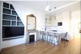 Le Majestueux au centre de Versailles