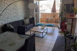 Belle appartement lumineux 2 chambres 1 salon avec Terrasse à 10 min de la Gare Saint Lazare