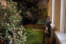Lovely home in a quiet street with a garden