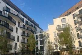 Cozy Apartment with Green Views Near Noisy-Champs Station, 20 Minutes to Paris and Disneyland