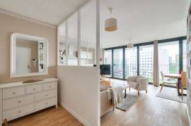 Stunning modern and bright apartment near La Défense Arena