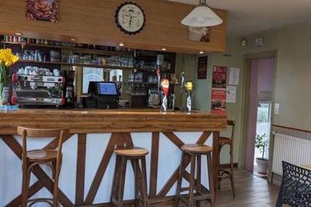 Dpt Orne (61), à vendre LA SAUVAGERE Fonds de commerce d'un Bar restaurant