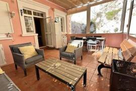 Stunning 5 bedroom house in Sunset Close, Gibraltar