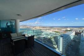 Stunning 1 bedroom apartment in Ocean Spa Plaza, Gibraltar