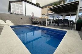 Beautiful 4 bedroom house in South District, Gibraltar