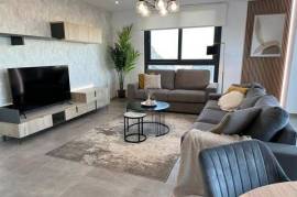 Lovely 2 bedroom apartment in E1, Gibraltar