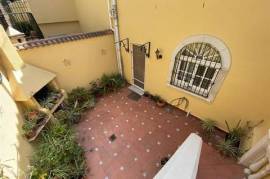 Lovely 4 bedroom house in South District, Gibraltar