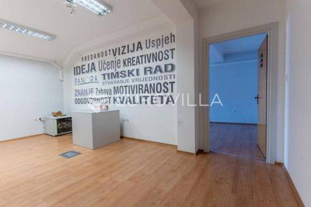 Požega, Mesnička, modern business offices 180 m2