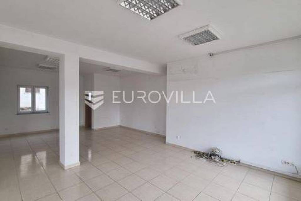Zadar, Petrići, office space in a frequent location