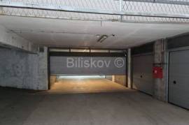 Split, Bol garage for rent
