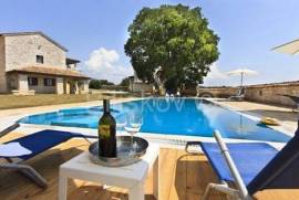 Višnjan, luxury villa