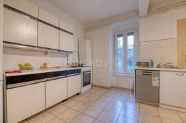 For sale, Zagreb, Donji grad, four-room apartment