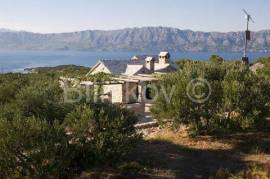 Povlja, house, semi-detached