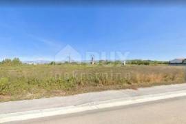 ZADAR, NIN - Building plot 1432 m2, 400m from the sea