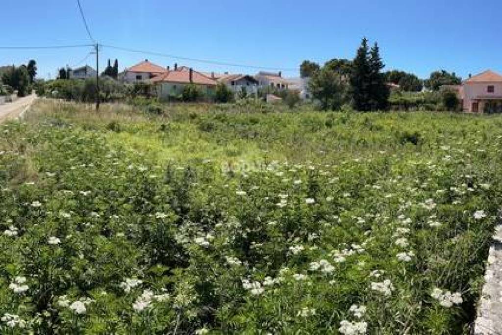 BUILDING LAND OF 2576 m2 – 50 m FROM THE BEACH - UGLJAN, UGLJAN ISLAND