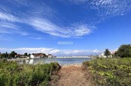 Building land by the sea area of 1751 m2 - center of Ugljan