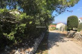 Building land area of 690 m2 - Ždrelac, island Pašman