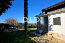 ISTRIA, NOVIGRAD - House by the sea