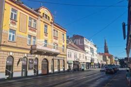 Osijek, Center, street office space 905 m2, bussines opportunity