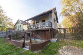 Erdut, Aljmaš, newly renovated holiday house with orchard, tourist potential