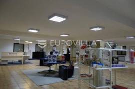 Kostrena, commercial building, gross floor area 1,638 m², ideal for a family hotel