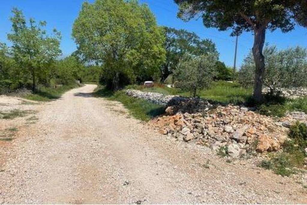 Land Debeljak, Sukošan, 1.615m2