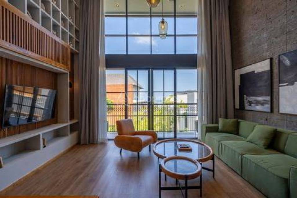 Modern One Bedroom Apartment in Berawa, Walking Distance to Berawa Beach