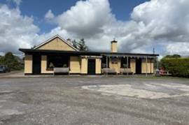 Stunning 4 Bed Home With Public Bar For Sale In O’callaghans mills Co. Clare