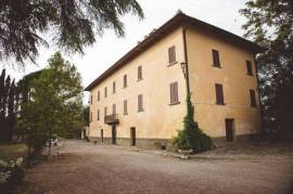 Prestigious historic villa with outbuildings and land - Santa Luce