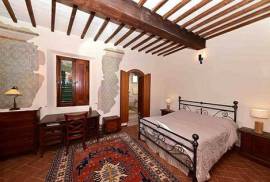 Refined apartment in historical center - Castiglion Fiorentino