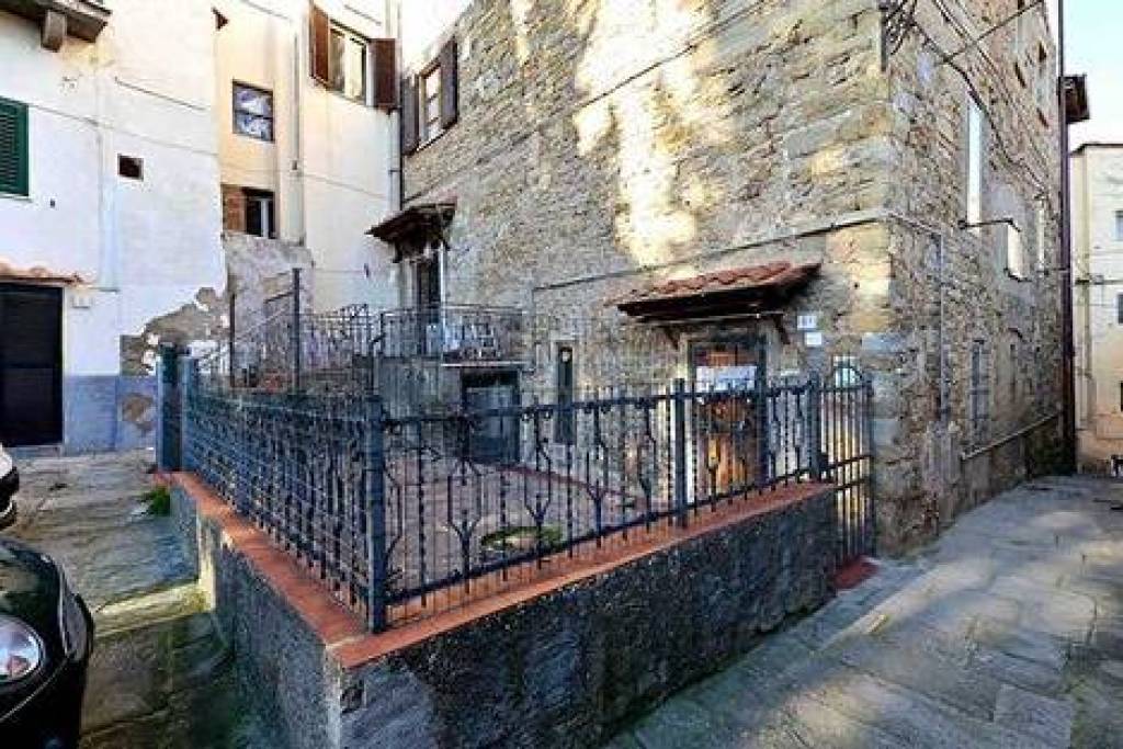 Double apartment in the heart of the historic center - Castiglion Fiorentino