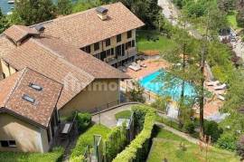Flat Aleardo, Faggeto Lario, Lombardy