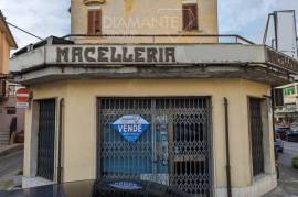 CDL1370- Commercial premises with four windows, 70 sqm