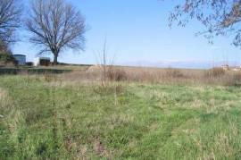CDL1685 - Plot of building land