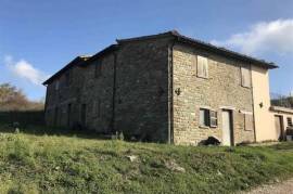Landwirtschaftlicher betrieb in Cantiano Pesaro-urbino zu verkaufen