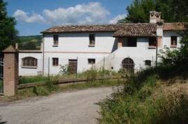 Farmhouse Mario, Colleminuccio, Abruzzo Farmhouse Mario, Colleminuccio, Abruzzo