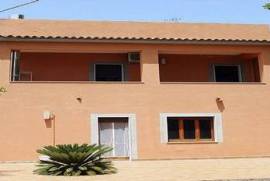 Villa Ortensia nearby the beach, offering a view at calabrian sunsets