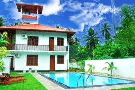 Luxury 4 Bed Villa For Sale in Bentota Sri