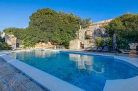 Grand Hilltop Palazzo