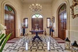 Seafront Detached Villa