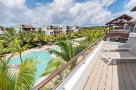 TOP 3 BEDROOM PENTHOUSE 100 M FROM THE BEAUTIFUL MONT-CHOISY LAGOON & GOLF COURSE – MAURITIUS
