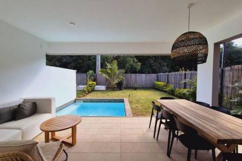 BEAUTIFUL FURNISHED DUPLEX CLOSE TO THE BEACH AT BLACK RIVER – MAURITIUS