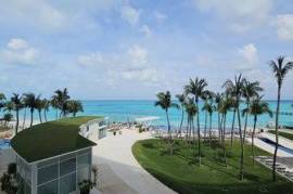 LUXURY APARTMENT OCEAN FRONT