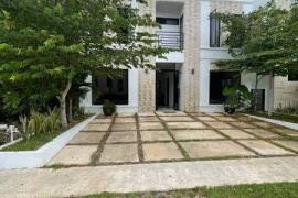 NUEVA CASA CERCA DEL AEROPUERTO